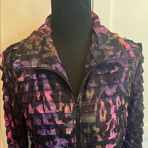 Clara S Purple and Black Jacket - Picture 3 of 9